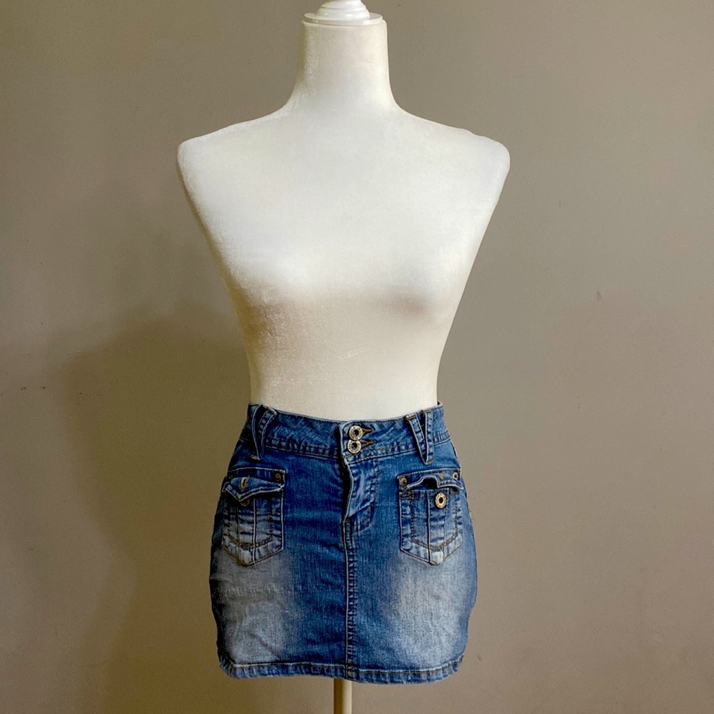 Angel skirt